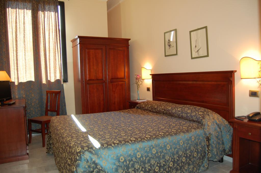 Hotel Astor Florença Exterior foto